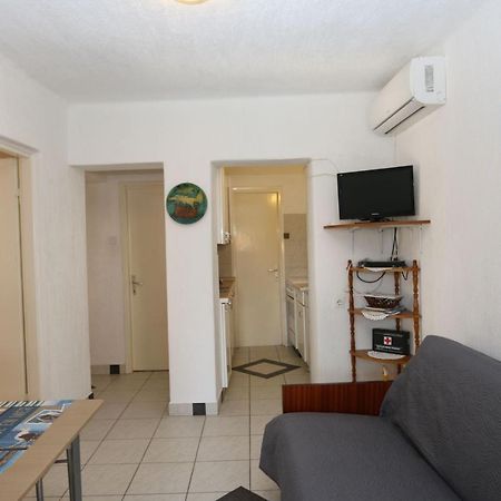 Apartments Nadenic Šilo Εξωτερικό φωτογραφία