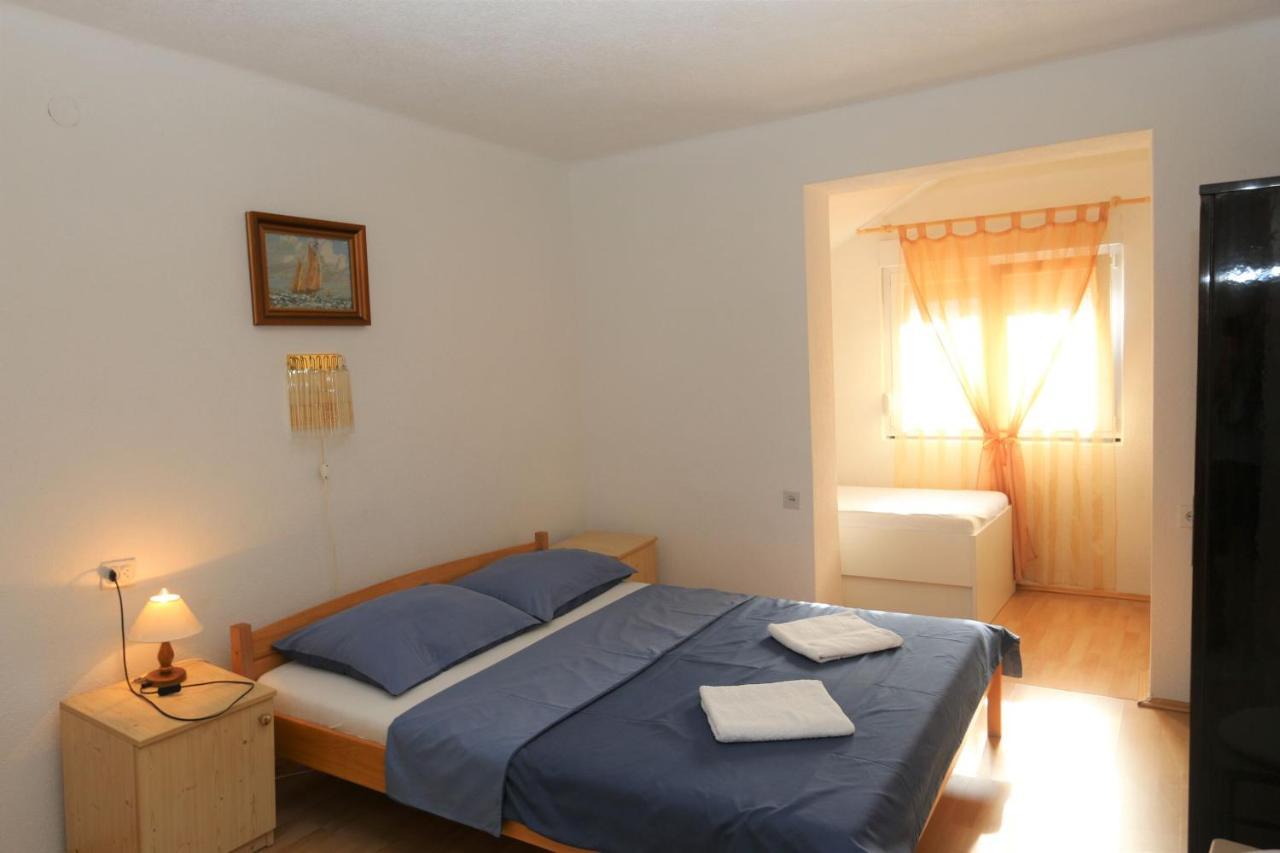 Apartments Nadenic Šilo Εξωτερικό φωτογραφία