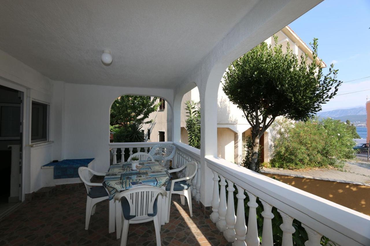 Apartments Nadenic Šilo Εξωτερικό φωτογραφία