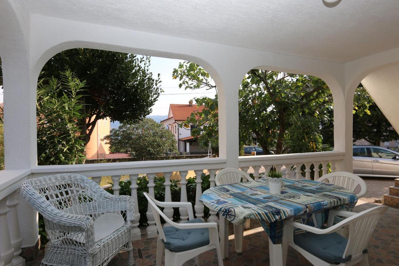 Apartments Nadenic Šilo Εξωτερικό φωτογραφία