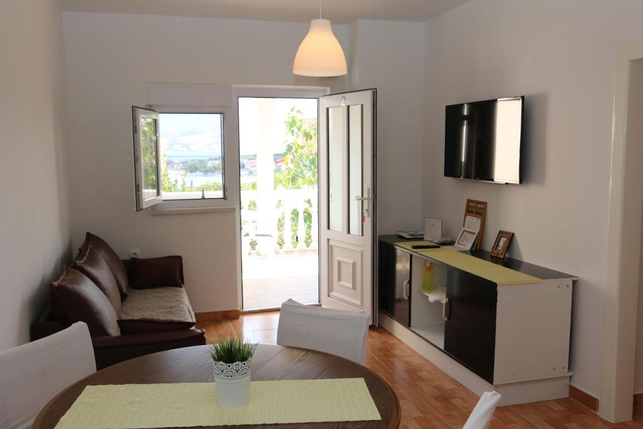 Apartments Nadenic Šilo Εξωτερικό φωτογραφία